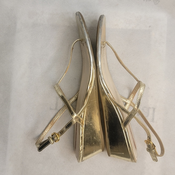 Prada gold T strap sandals with small wedge size 39 - Picture 5 of 15